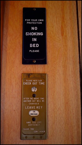no smoking - leave key